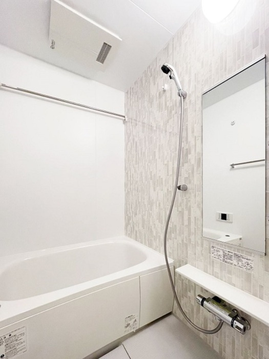 ルリアン北小岩Ⅲの浴室