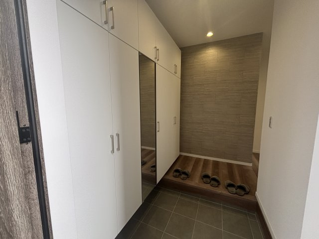 【玄関】 | トレステージ御幸木部2丁目