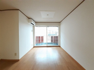 【居間・リビング】 | ラ・フィエルテⅡ