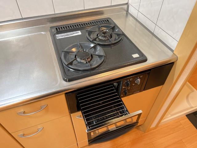 Ａｐｒｉｃｏｔ　Ｊａｍ（アプリコットジャム）のキッチン|2口システムキッチン