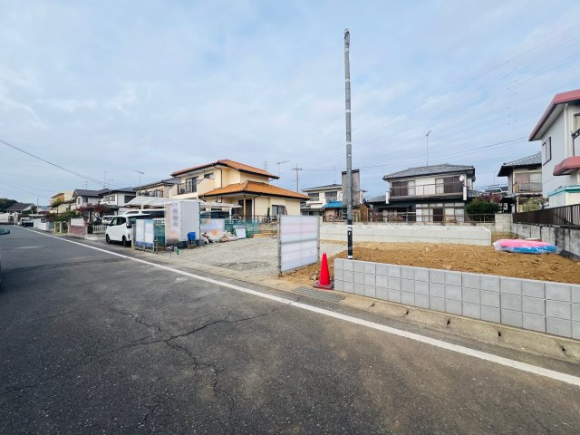 太田市矢場新町の前面道路含む現地写真|閑静な住宅地◎