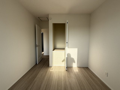 【収納】 | うるま市赤野（全3棟）C号棟 | C号棟　洋室5.75帖＋収納付き♪