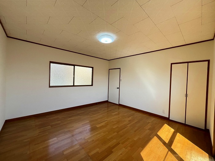 【仲介手数料無料／瀬戸市】瀬戸市西山町2丁目46-22　中古戸建の洋室