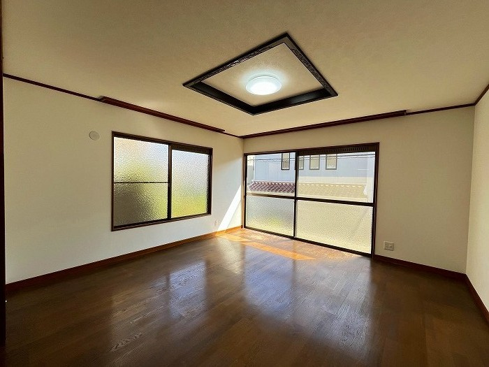 【仲介手数料無料／瀬戸市】瀬戸市西山町2丁目46-22　中古戸建の居間・リビング