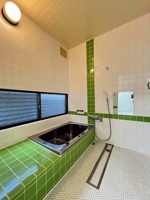 【仲介手数料無料／瀬戸市】瀬戸市西山町2丁目46-22　中古戸建の浴室