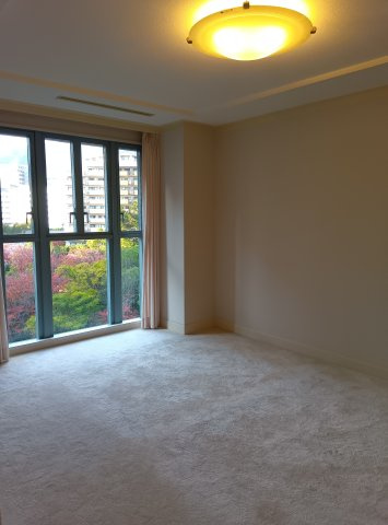 オーキッドコート湖南館の洋室