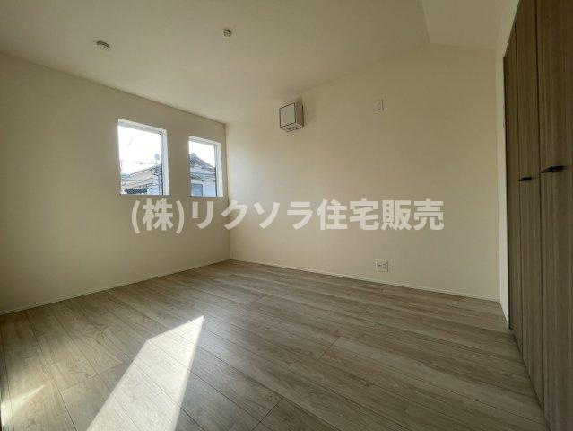 太秦東が丘　新築一戸建ての子供部屋|洋室6.2帖
■物件内覧・資金計画相談・住宅ローン相談、リフォーム相談、お問合せ受付中■
※当日・翌日のご内覧、ご相談はお電話でのお問合せがスムーズです！