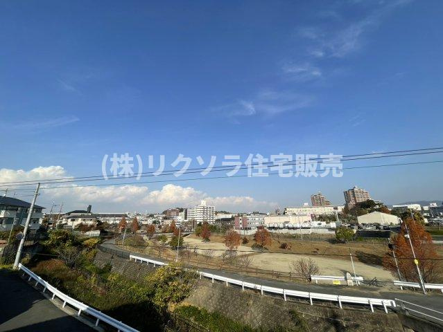 太秦東が丘　新築一戸建ての展望|■物件内覧・資金計画相談・住宅ローン相談、リフォーム相談、お問合せ受付中■
※当日・翌日のご内覧、ご相談はお電話でのお問合せがスムーズです！