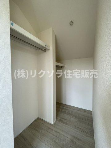 太秦東が丘　新築一戸建ての収納|ウォークインクローゼット
■物件内覧・資金計画相談・住宅ローン相談、リフォーム相談、お問合せ受付中■
※当日・翌日のご内覧、ご相談はお電話でのお問合せがスムーズです！