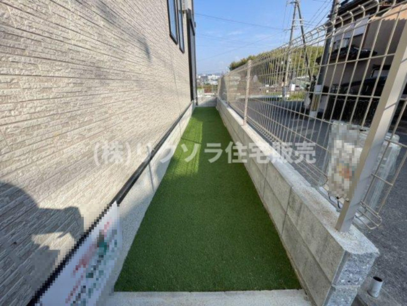 太秦東が丘　新築一戸建ての庭|■物件内覧・資金計画相談・住宅ローン相談、リフォーム相談、お問合せ受付中■
※当日・翌日のご内覧、ご相談はお電話でのお問合せがスムーズです！