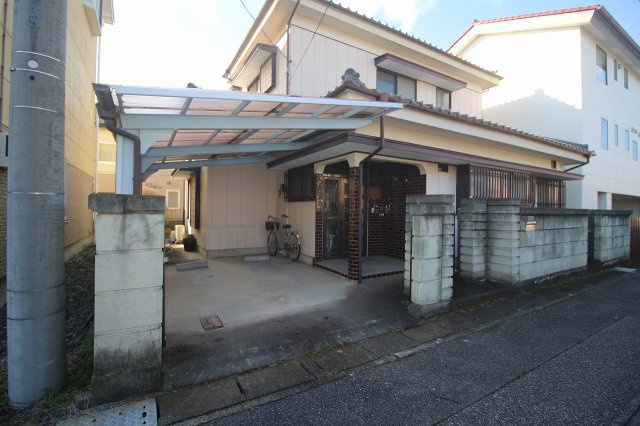 小山市神鳥谷2丁目の外観|東側より（2025年12月撮影）