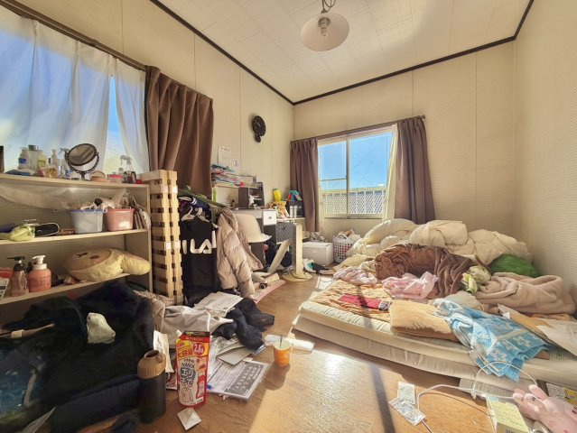 古河市仁連中古物件の洋室