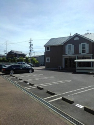 【駐車場】 | メイプルハウス　Ⅰ