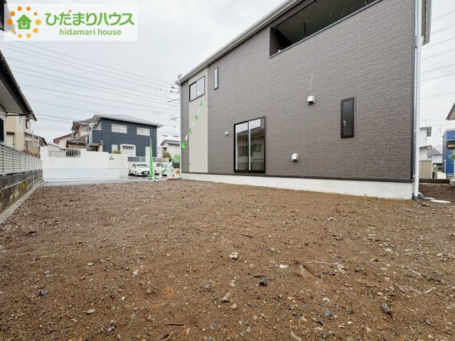 ひたちなか市高野第7　新築戸建の庭|"日当たりの良い広い庭。友人や親せきが集まってＢＢＱをしたり、ペットと遊んだり。
一戸建てならではの楽しさが広がります(*^-^*)"