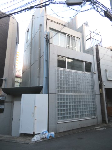 渋谷区代々木１丁目のビル