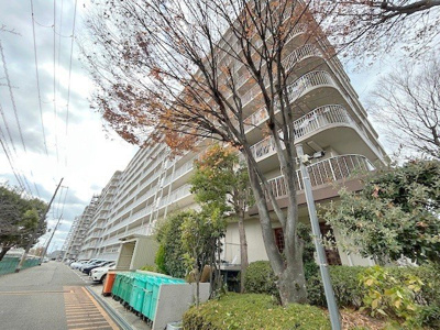 【外観】 | 枚方淀川公園スカイハイツ