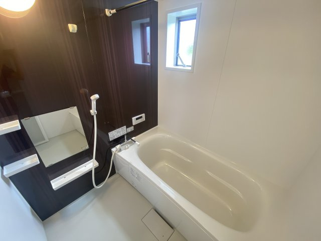 Soleil八橋の浴室|追焚給湯機能付・乾燥機付