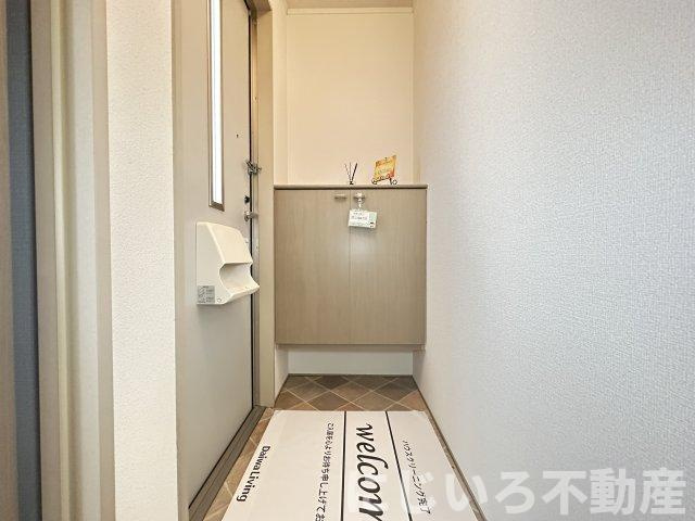 エスパシオ那賀川Bの玄関