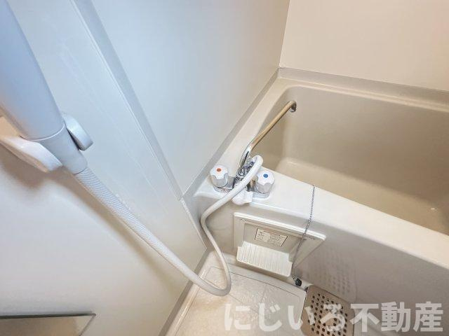 エスパシオ那賀川Bの浴室