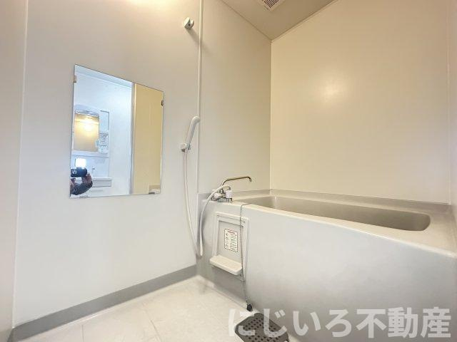 エスパシオ那賀川Bの浴室