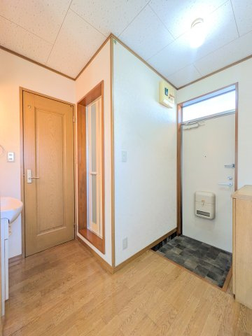 ハピネスの玄関