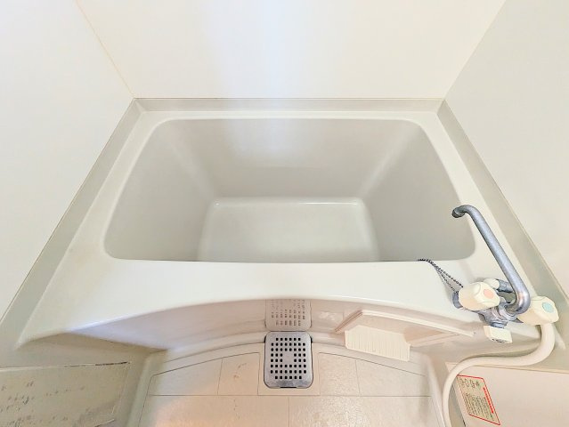 ハピネスの浴室