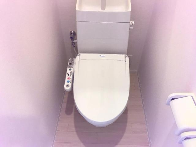 ペルルⅢのトイレ|シャワー付トイレ