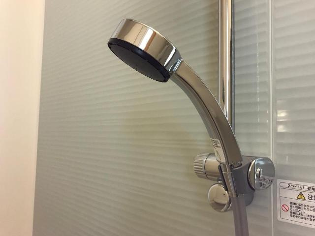 ペルルⅢの浴室|シャワー