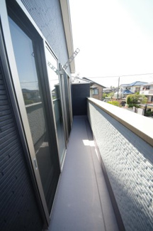 【バルコニー】 | 【仲介手数料無料！！】八王子市鹿島　新築戸建て（全2棟）1号棟　5299万円