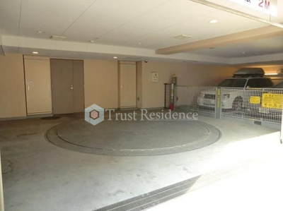 【駐車場】 | カスタリア荒川