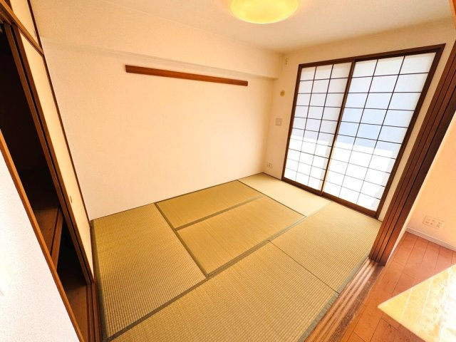 【和室】 | ライオンズガーデン成増ヴィスタヒルB棟　（成増店） | 居室としてはもちろん、小さなお子様のお昼寝にも大活躍の和室