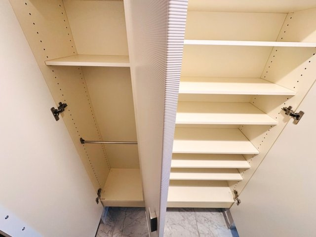 【その他】 | ライオンズガーデン成増ヴィスタヒルB棟　（成増店） | シューズボックス