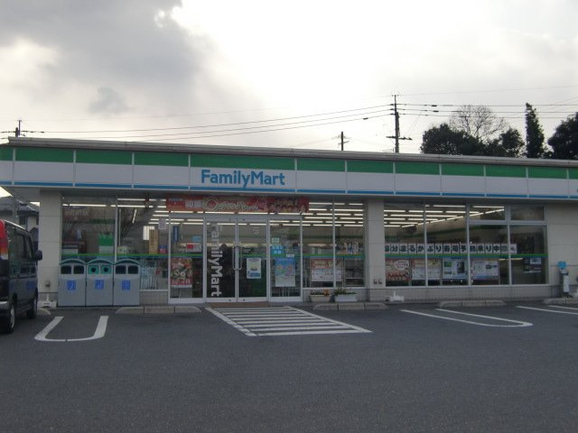 リバーヒルズＮＫの周辺|ファミリーマート小倉中貫二丁目店まで657ｍ