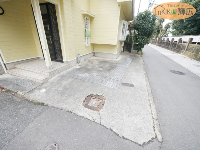 【駐車場】 | 姫路市西八代町　中古戸建