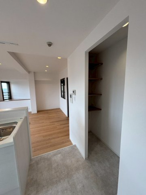 【居間・リビング】 | ロイヤルシャトー徳王