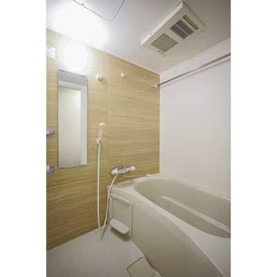 【浴室】 | ウェルスクエアイズム高円寺 | 追い焚き機能、浴室乾燥機付きバス。