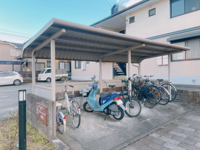 半田市土井山町　グリーンハイツ土井山A/Bの駐輪場