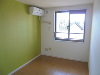 【寝室】 | エイティフォーはまだ山