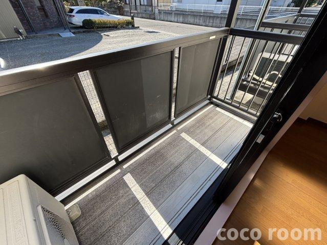 Ｓｕｒｐｌｕｓ由佳のバルコニー