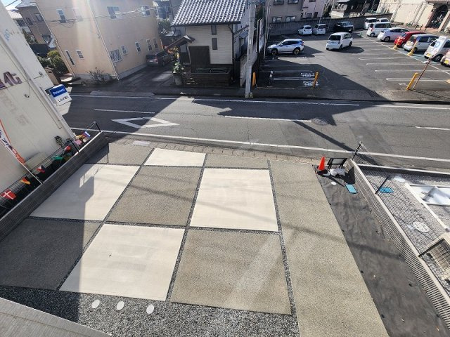 高崎市片岡町2丁目パパまるモデルハウスの駐車場
