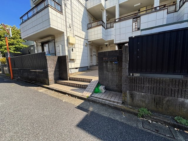 サザンハイツのエントランス