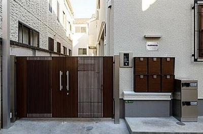 【エントランス】 | レイブランシス