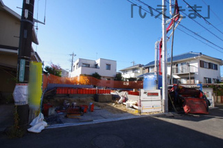 【外観】 | 【仲介手数料無料！！】日野市東豊田1丁目　新築戸建て（全2棟）2号棟　4580万円 | 令和７年12月12日撮影　建築中