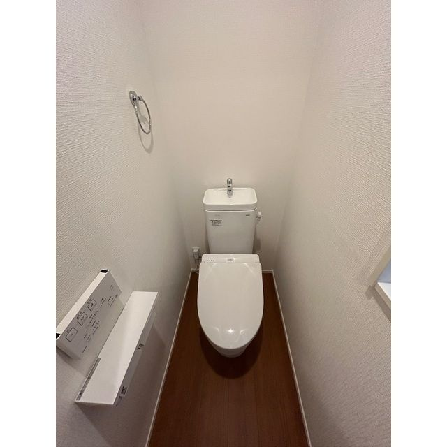 Kolet稲荷木#03のトイレ