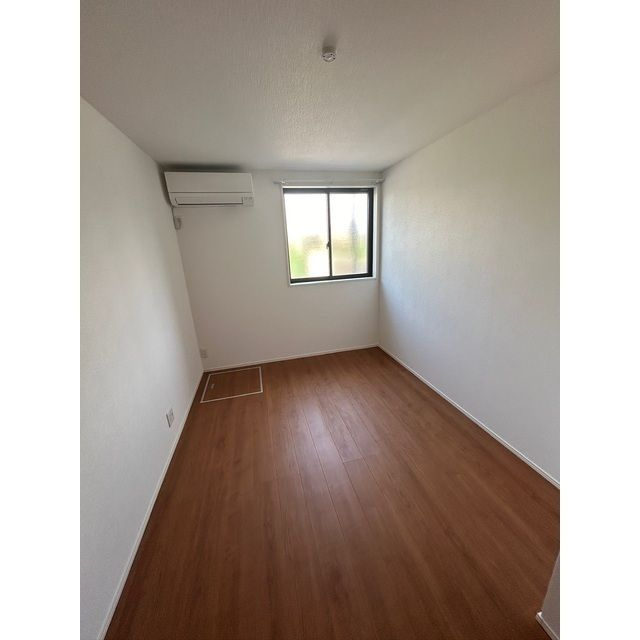 Kolet稲荷木#03の玄関