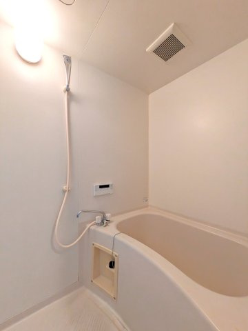 ヴィラージュ木崎の洋室