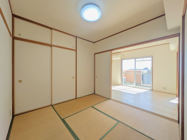 ヴィラージュ木崎の和室