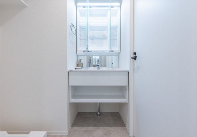 【独立洗面台】