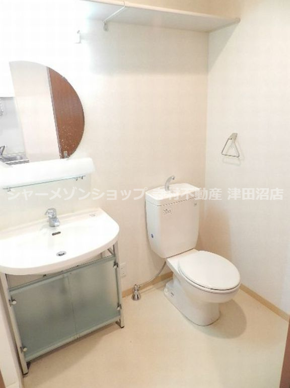 グレインコートのトイレ|他号室の写真になります。