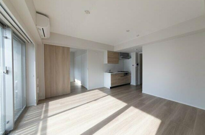 【居間・リビング】 | プラウドフラット中野 | 明るい洋室！